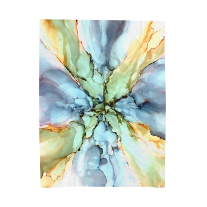 Gentle Flower: Velveteen Plush Blanket - Image 2
